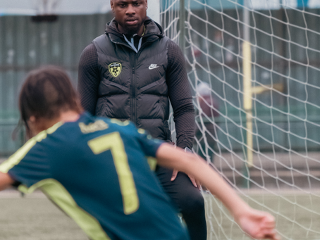 How Watching Football Can Improve Your Game: Tips for Analytical Viewing