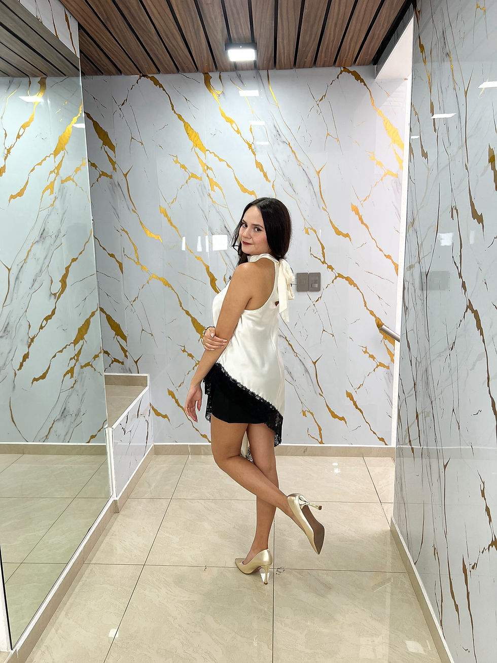 Miniatura: Elegance cut