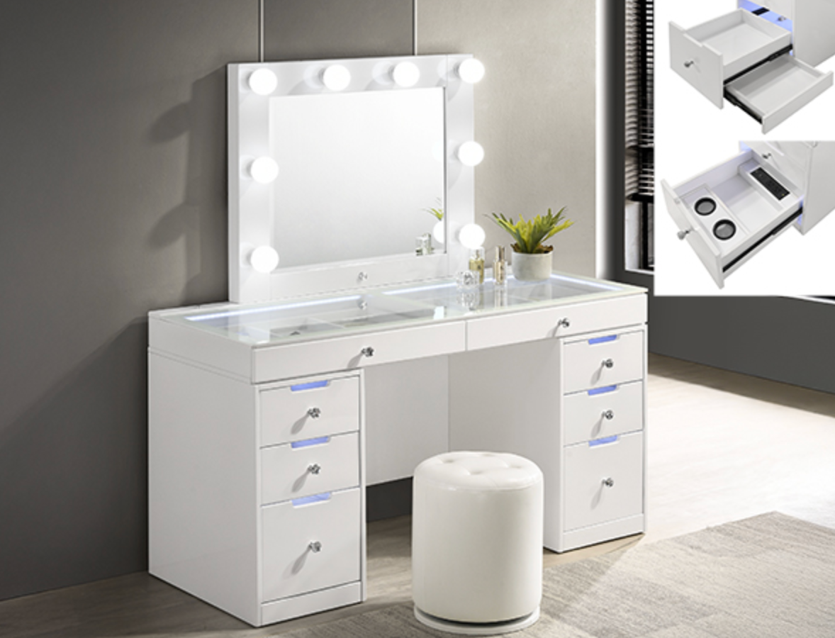 LUXO VANITY