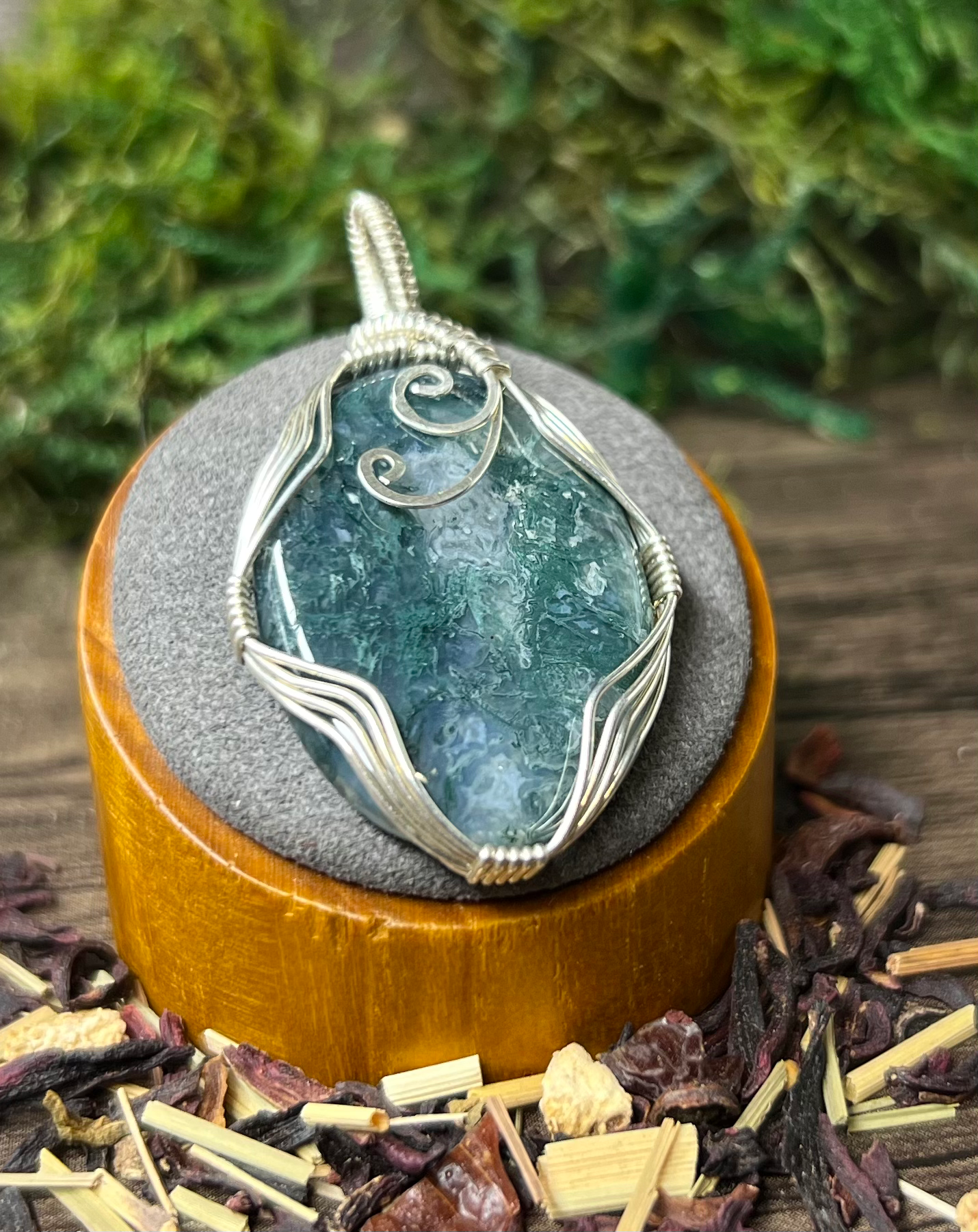 Moss Agate Pendant