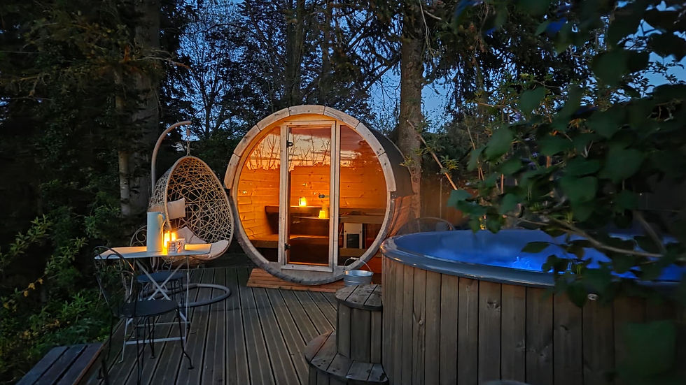 sauna-nocturne-exterieur-fee-capucine.JPG