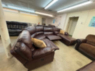 Leather Reclining Sectional with chaise 