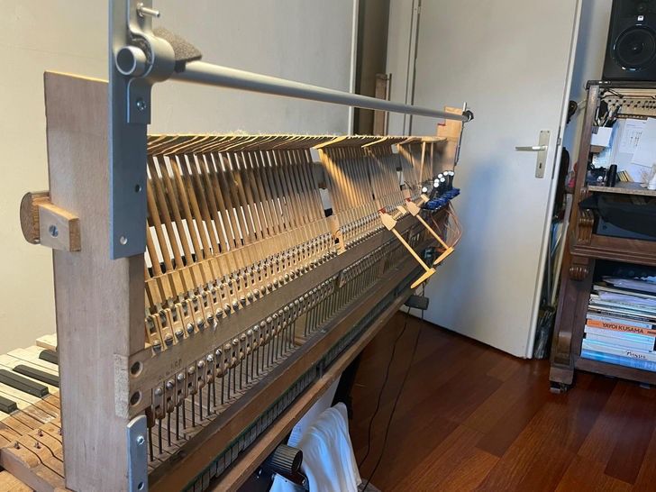 PianoGlass2.jpeg