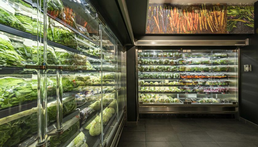 8 Foot 4 Row Upright Wall Chiller (Fresh Produce)