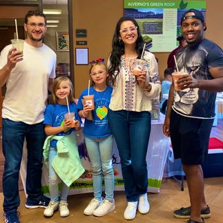 VitaJug Smoothies Christian community enjoying their smoothies