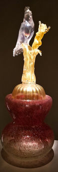 Chihuly 1999 Putti with Major Mitchell's Cockatoo