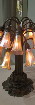 Tiffany Studios ca 1905 Mrs. Maud Russell Lorraine Emarel Freshel Eighteen-Light Lily Lamp