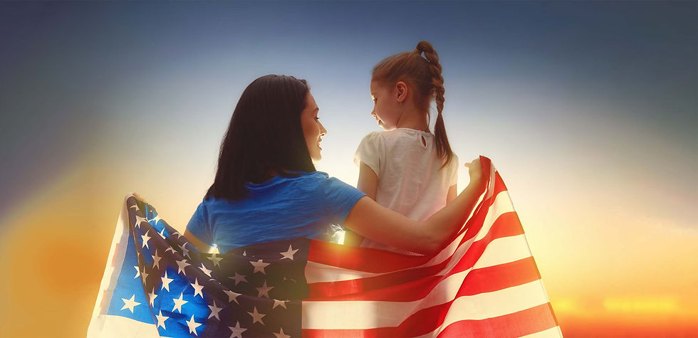 mom kid flag _92762737.jpg