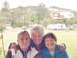 A trio of happy faces - Laurie, Coral & Betty.JPG