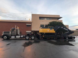 mora-transport-flat-bed-earth-mover-john
