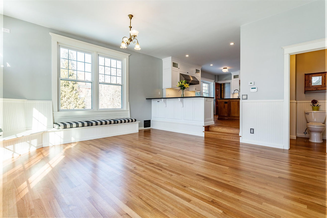 18-Sunroom.jpg