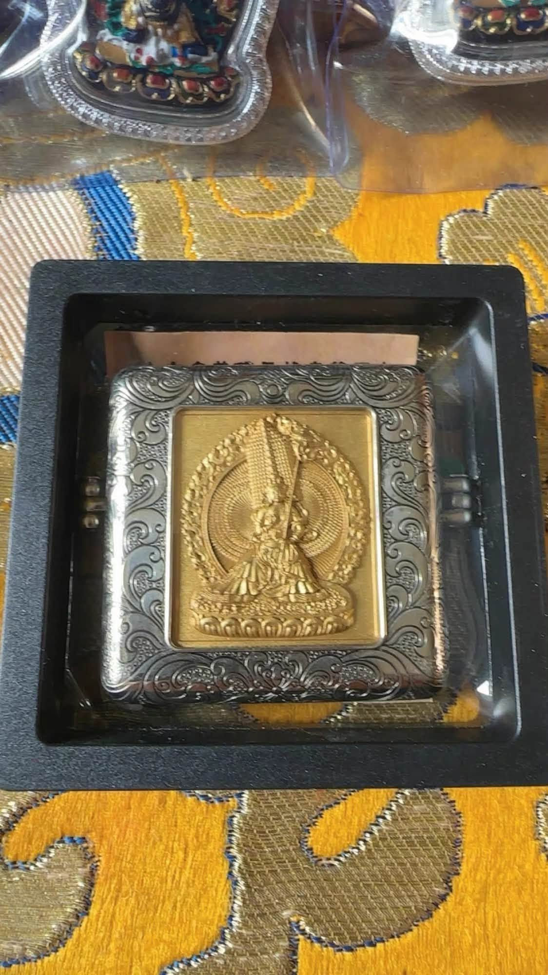 GAU BẠCH TÁN CÁI (SITĀTAPATRĀ)