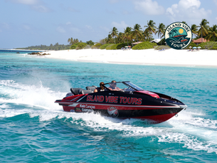Speedboat ride on a Klein Curaçao day trip