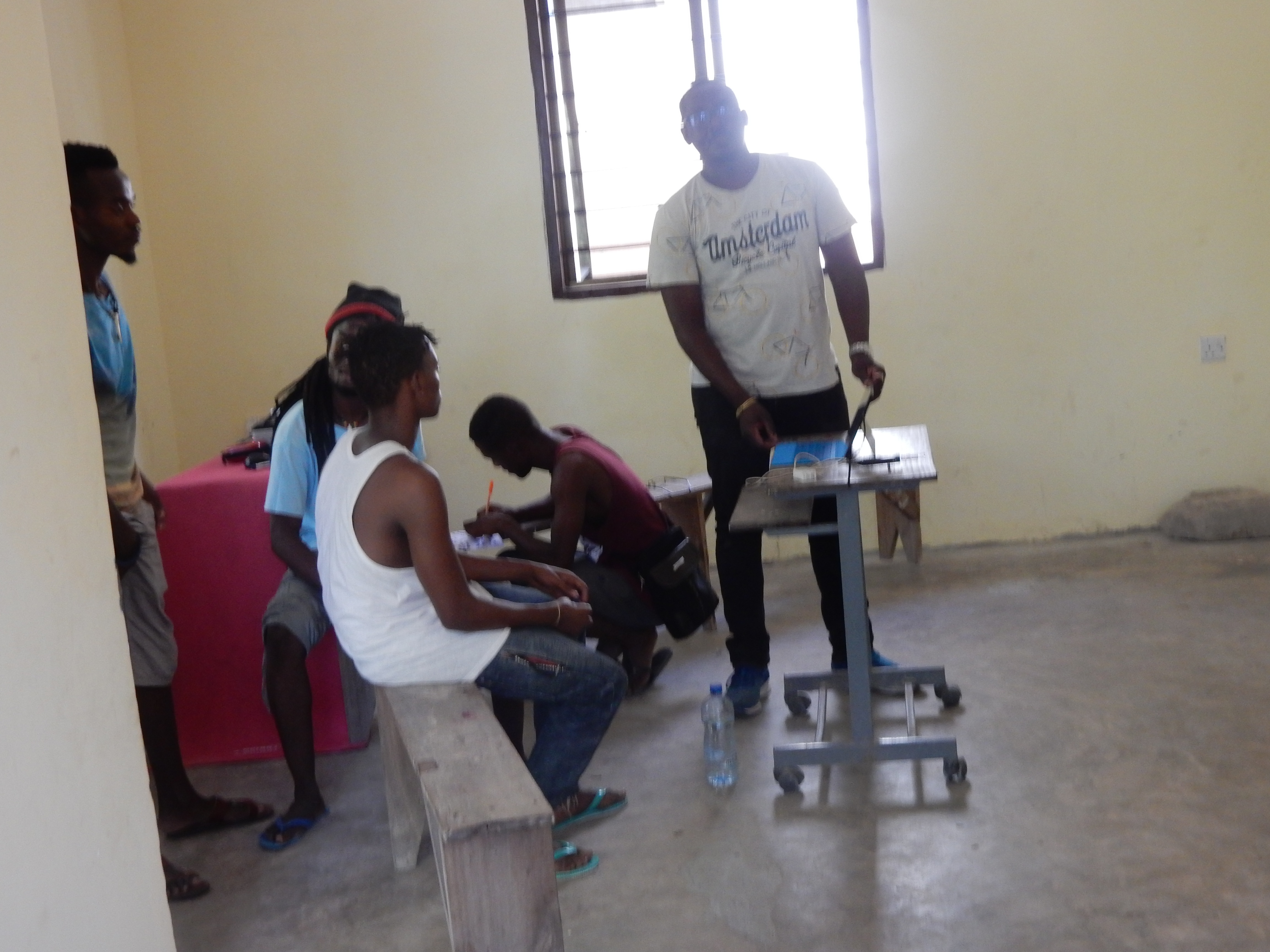 Trainer Erick Mome Morro