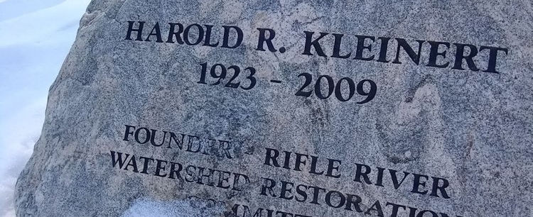 Harold's+stone.jpg
