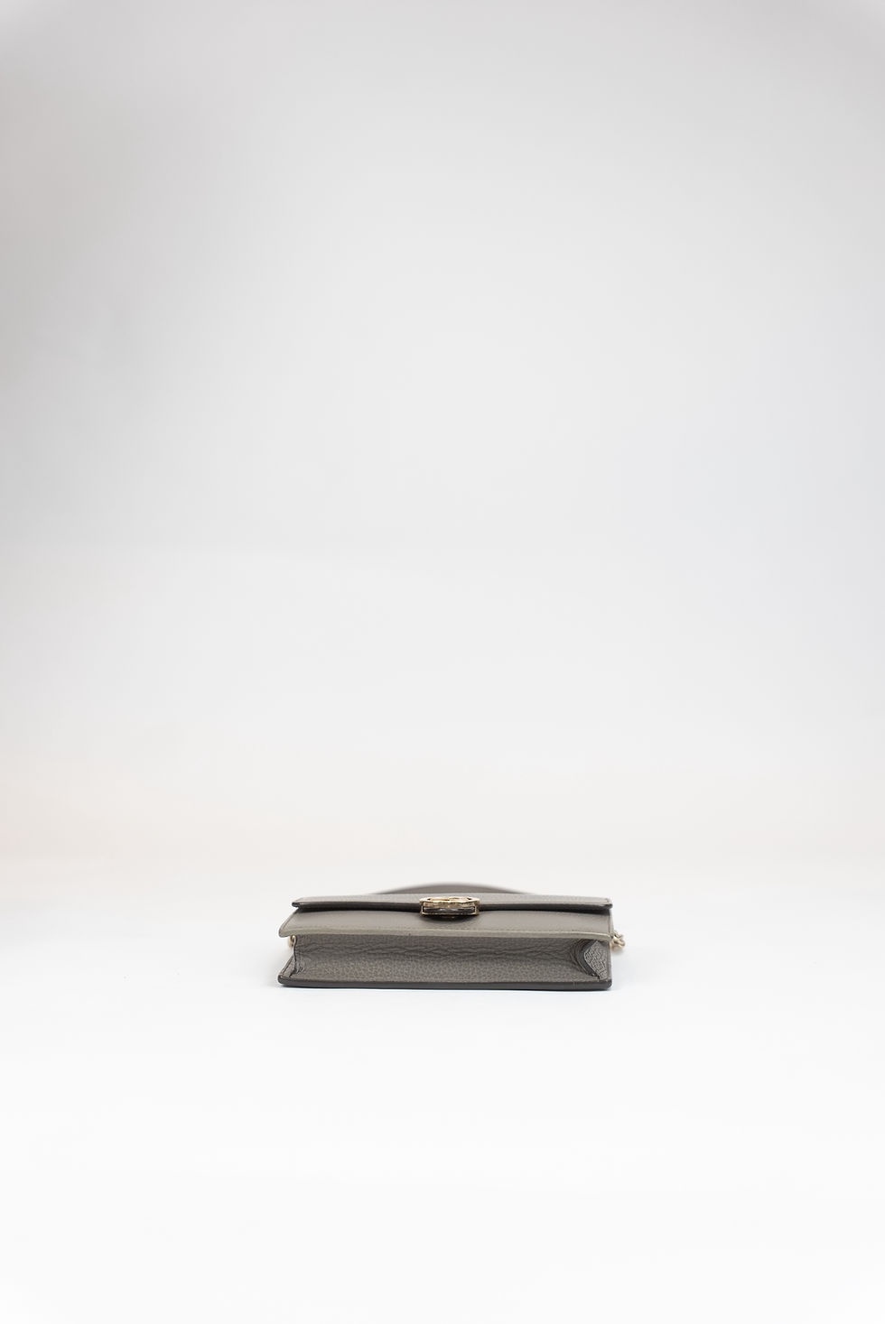 Miniaturbild: Interlocking G Wallet on Chain Small