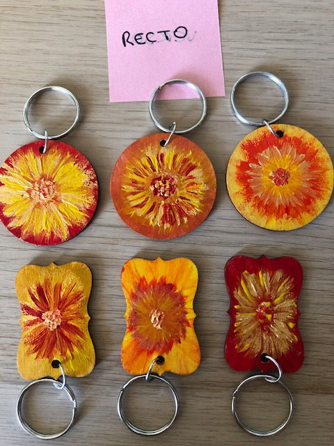 Miniature : Porte-clés fleuris, en bois