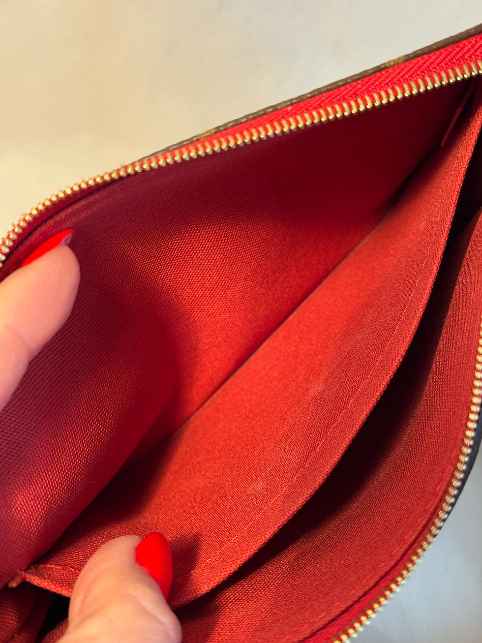 Thumbnail: Pallas Clutch Crossbody Monogram Cerise