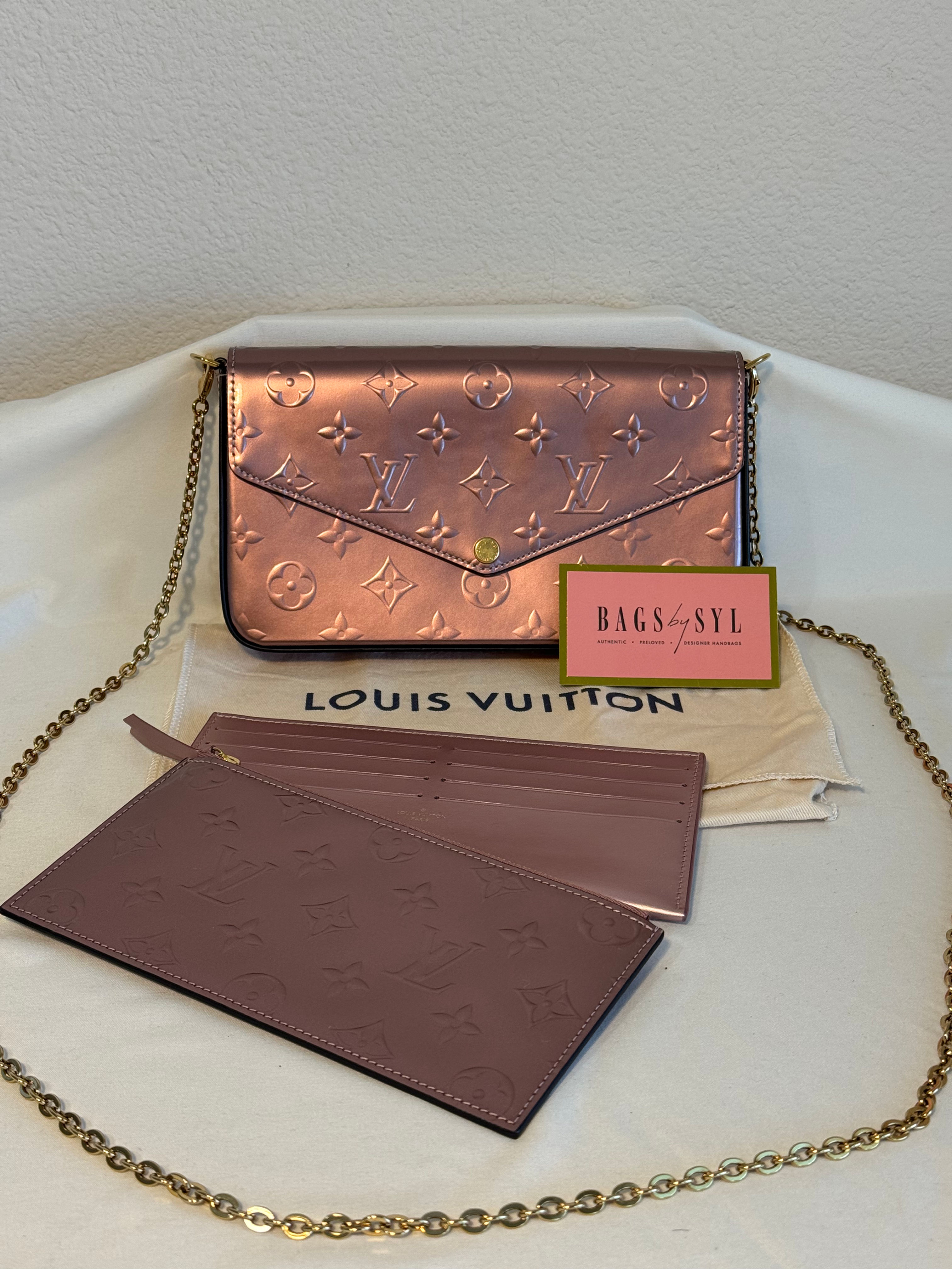 Felicie Pochette Monogram Vernis Leather Metallic Rose Pale