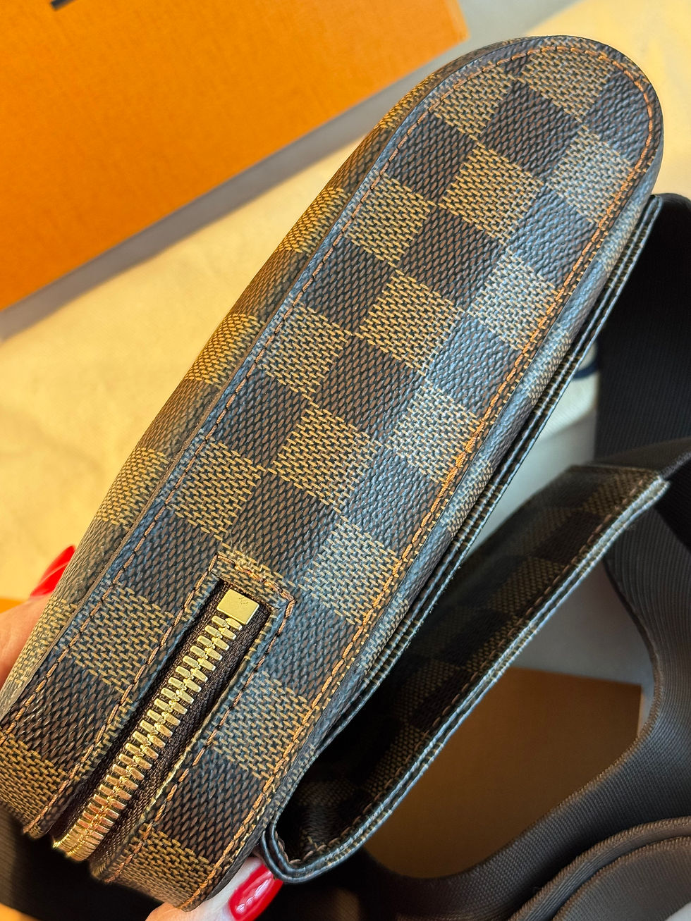 Thumbnail: Geronimos Sling Damier Ebene