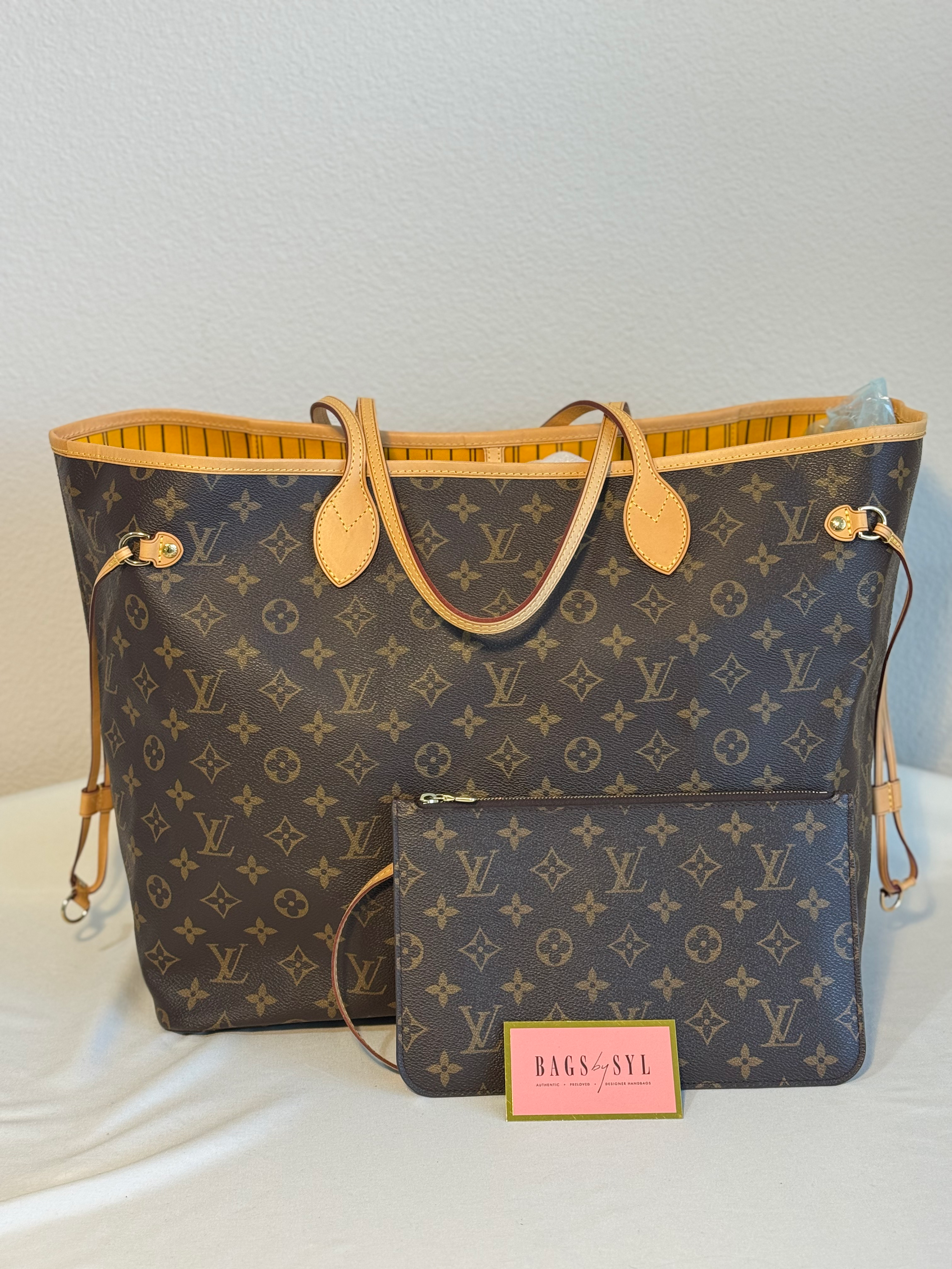 Neverfull GM Monogram Mimosa