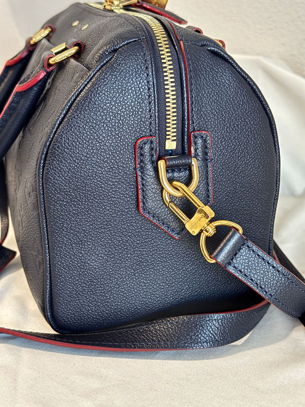 Thumbnail: Speedy 25 Monogram Empreinte Bandouliere Marine Rouge