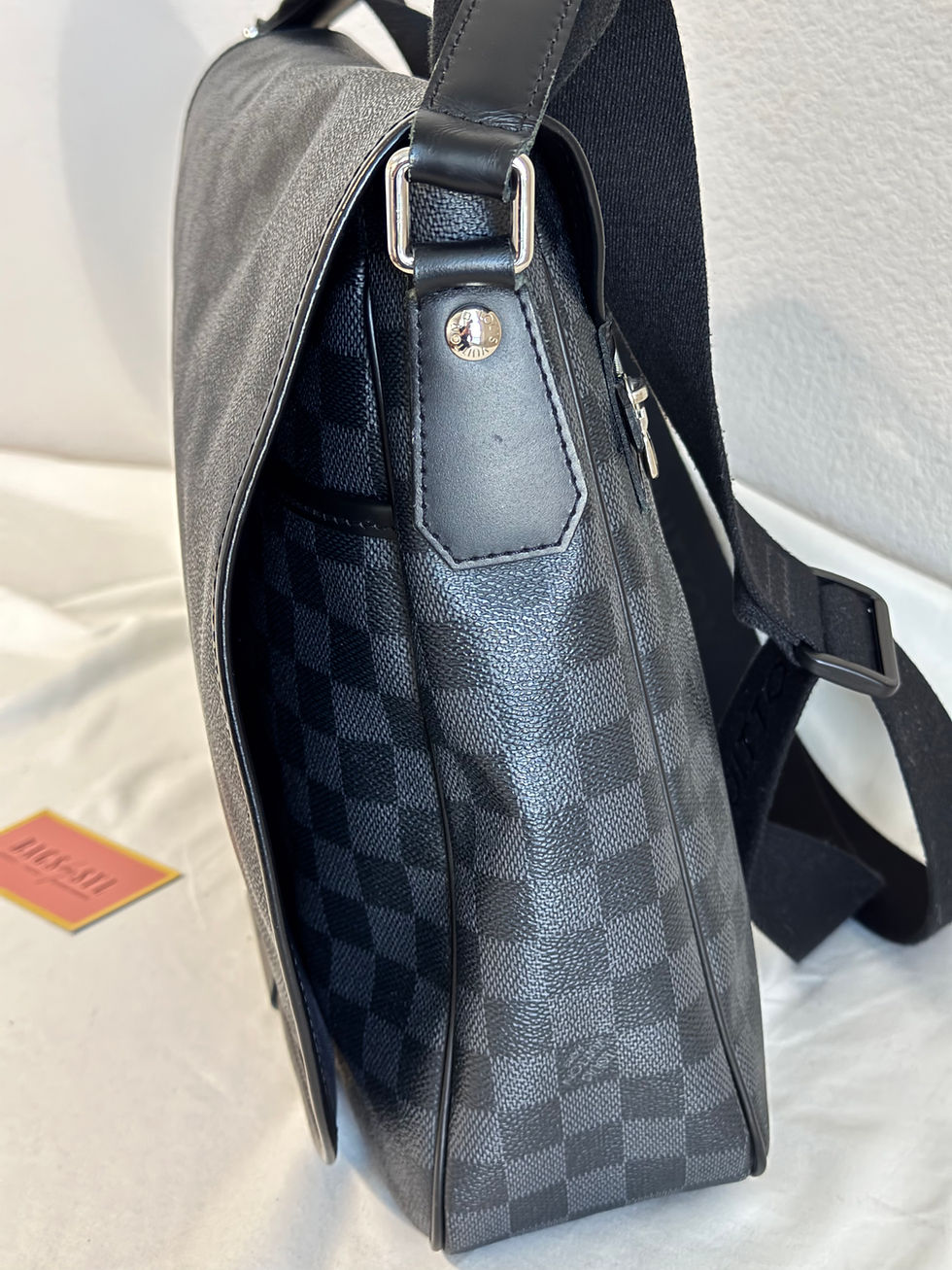 Thumbnail: Daniel GM Damier Graphite