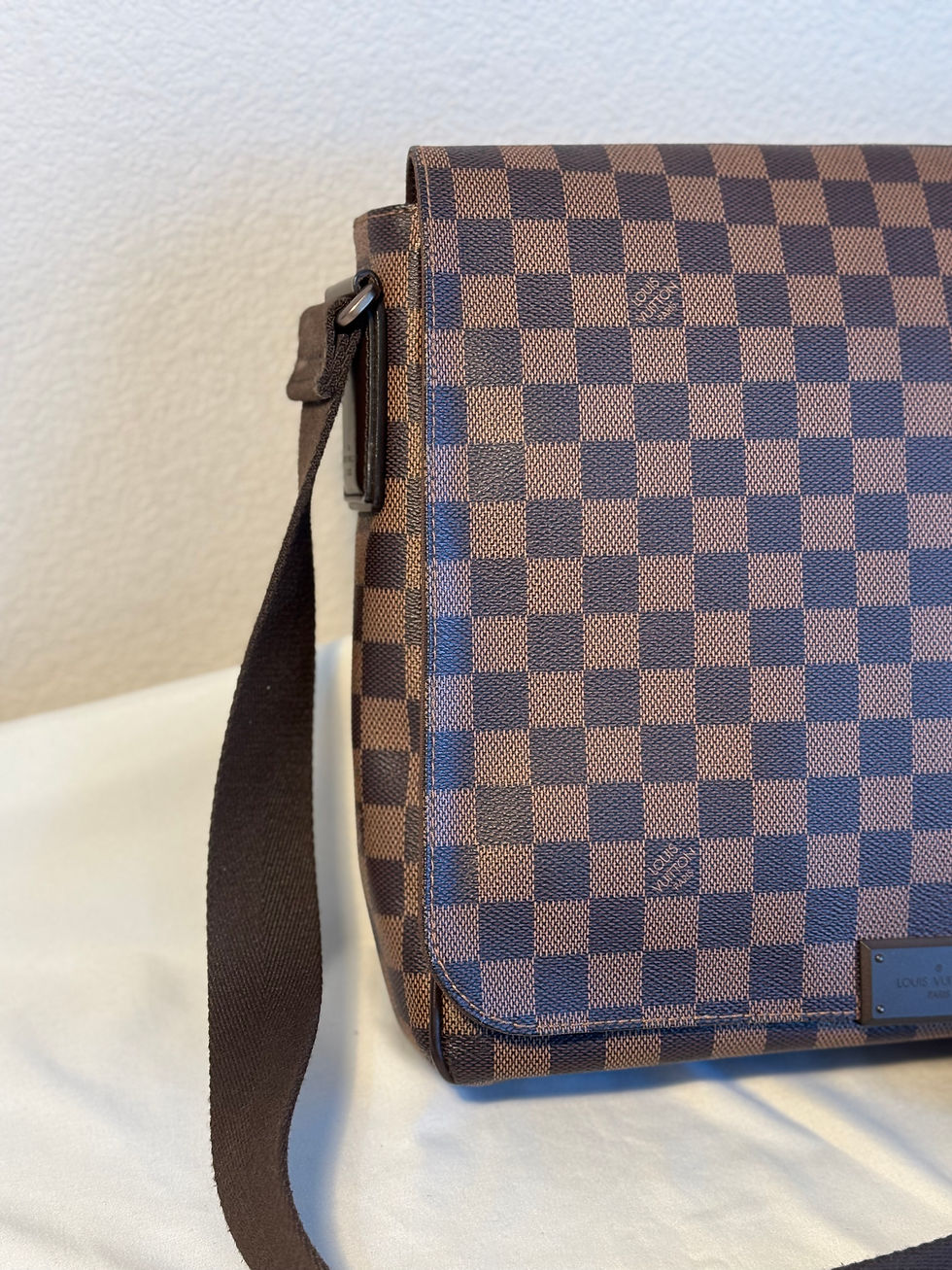 Thumbnail: District MM Damier Ebene