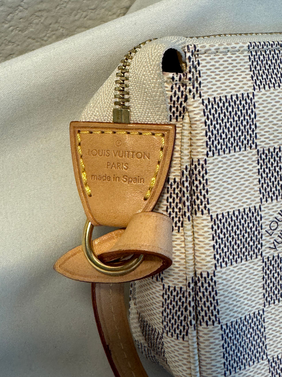 Thumbnail: Pochette Accessoires Damier Azur