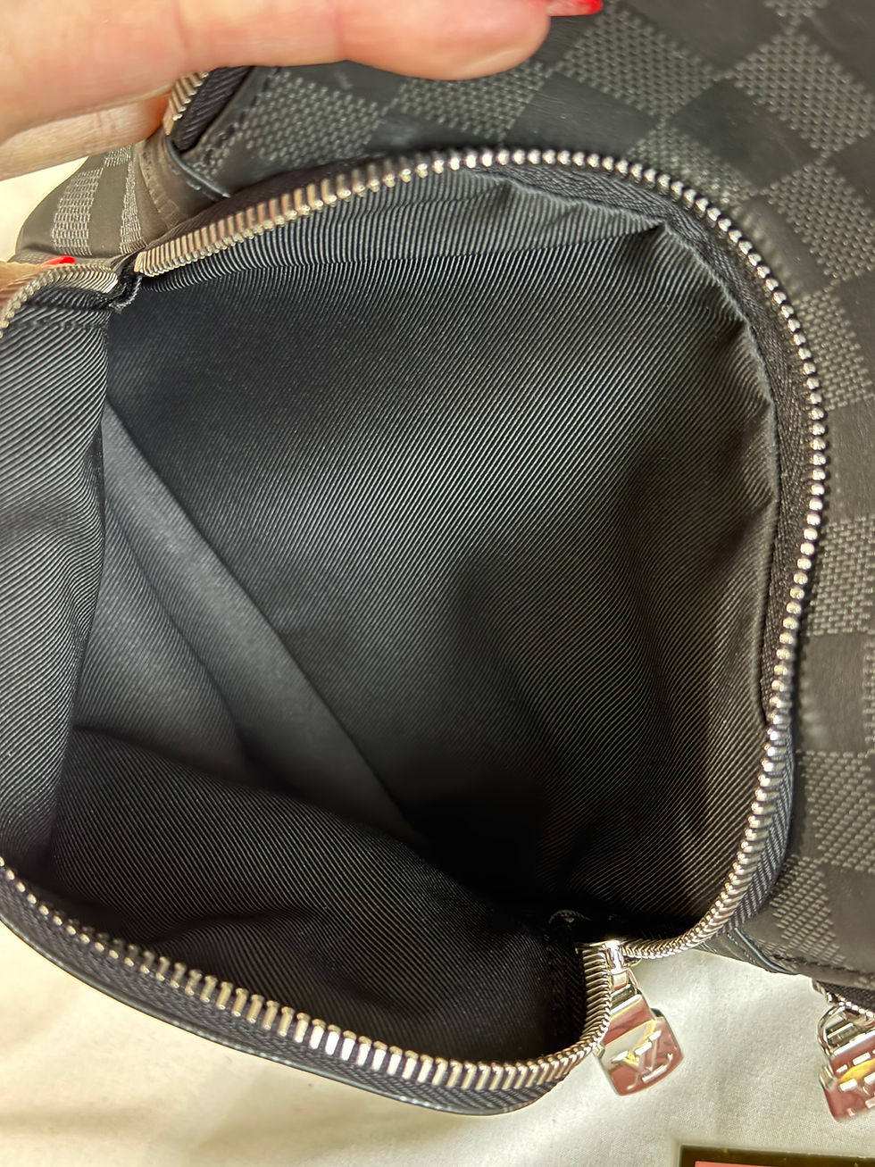 Thumbnail: Avenue Sling Bag Damier Graphite