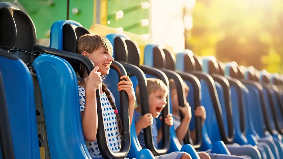 Activități de petrecere a timpului liber cu marketing olfactiv direcționat; parfumuri precum scorțișoara la târgurile de Crăciun sau ața de zahăr în parcurile tematice creează o atmosferă plăcută.