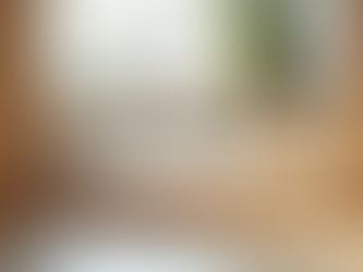 Come abbinare serramenti e pavimenti per un arredo armonioso e continuo