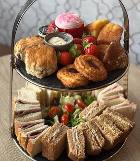 WhatsApp Image 2025-10-18 at 09.33_edited.jpg