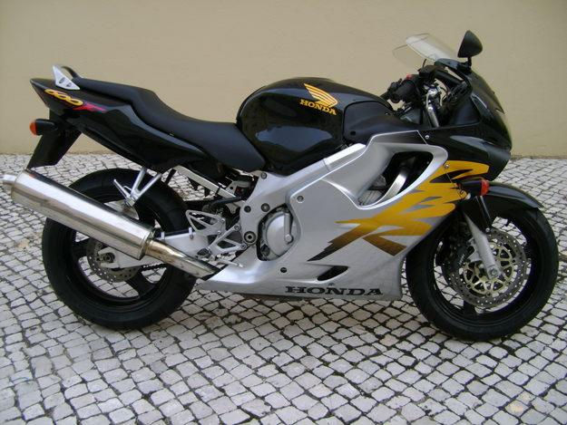 1273340018_14934839_1-Fotos-de--URGENTE-HONDA-CBR600F-0599VENDIDA-1273340018.jpg