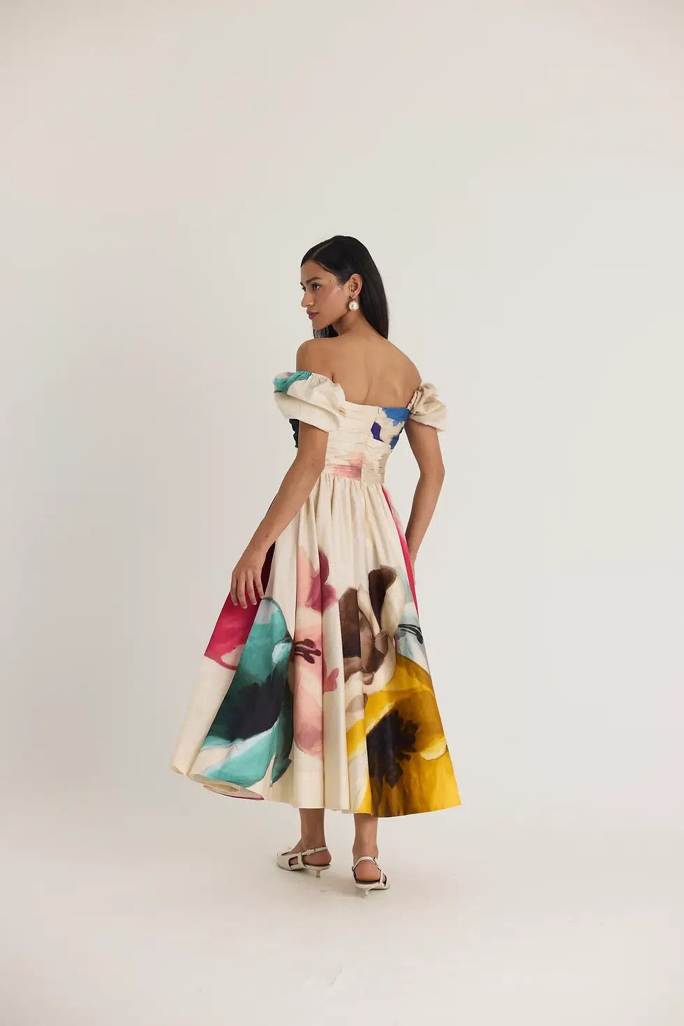 Thumbnail: Lila Puff Sleeve Dress