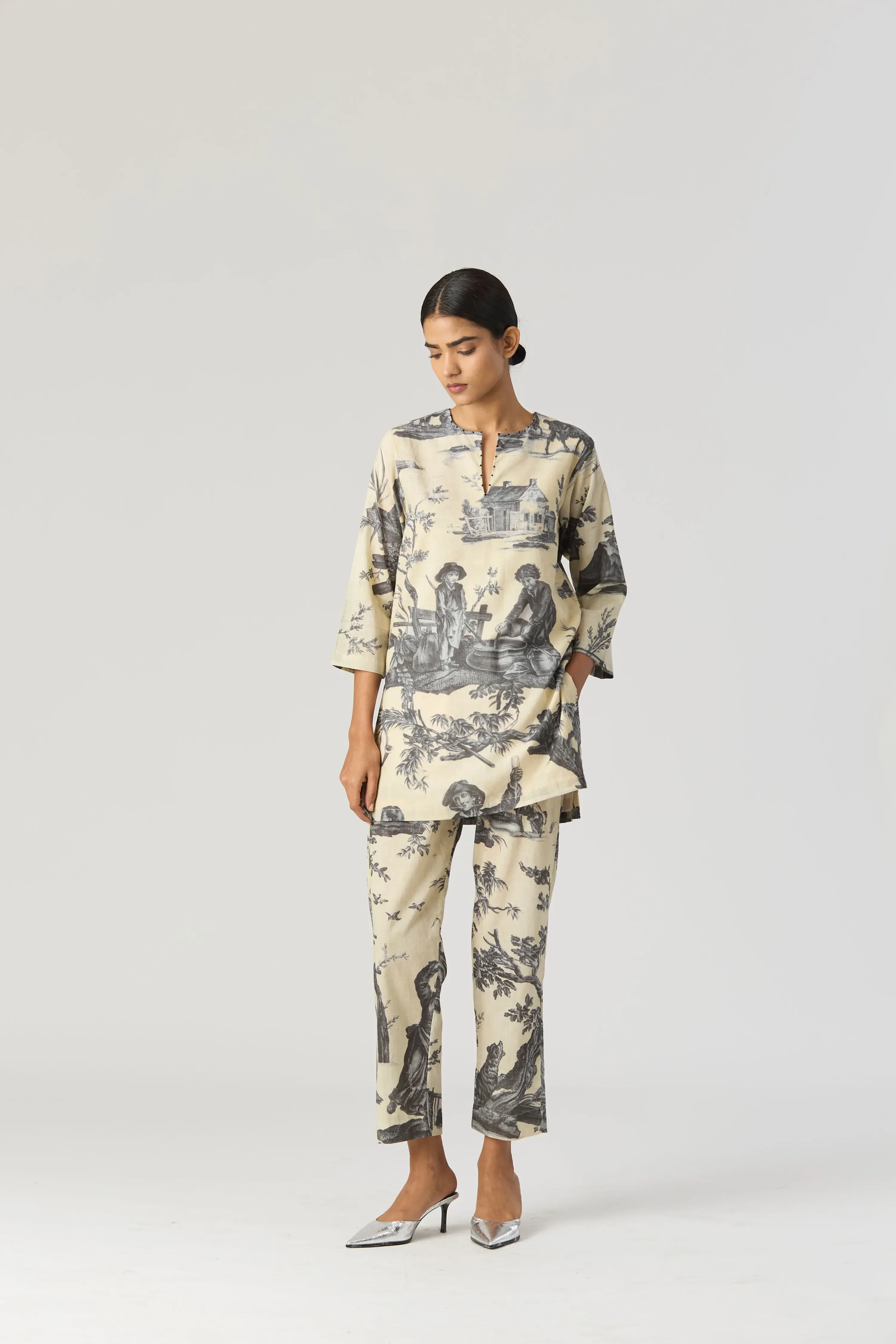 Festa Short Kurta Set