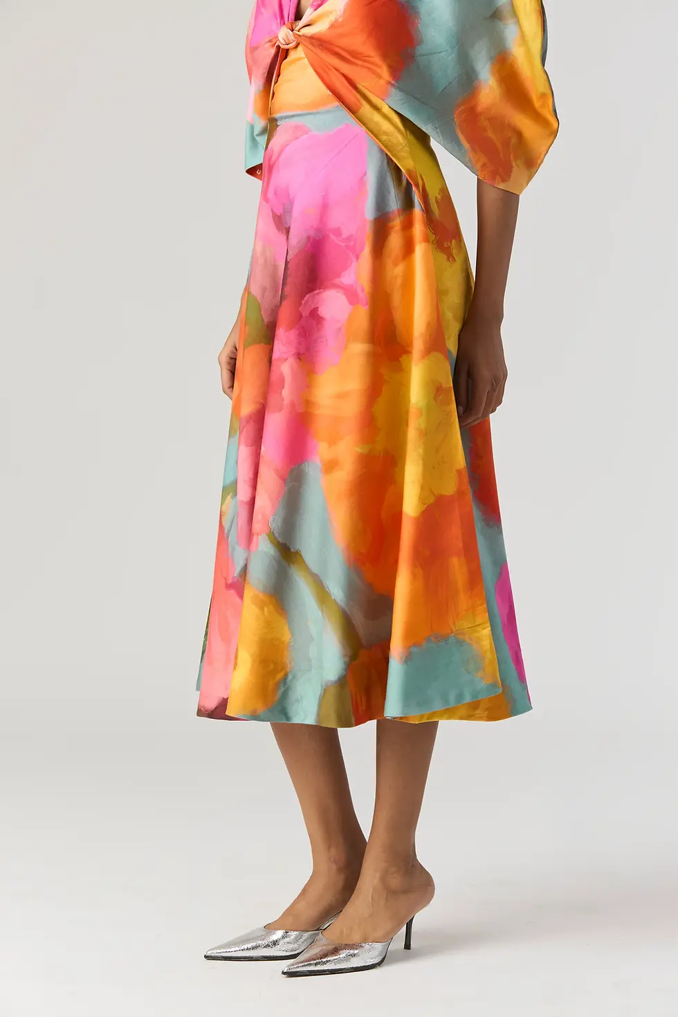 Thumbnail: Veronica Front Knotted Dress
