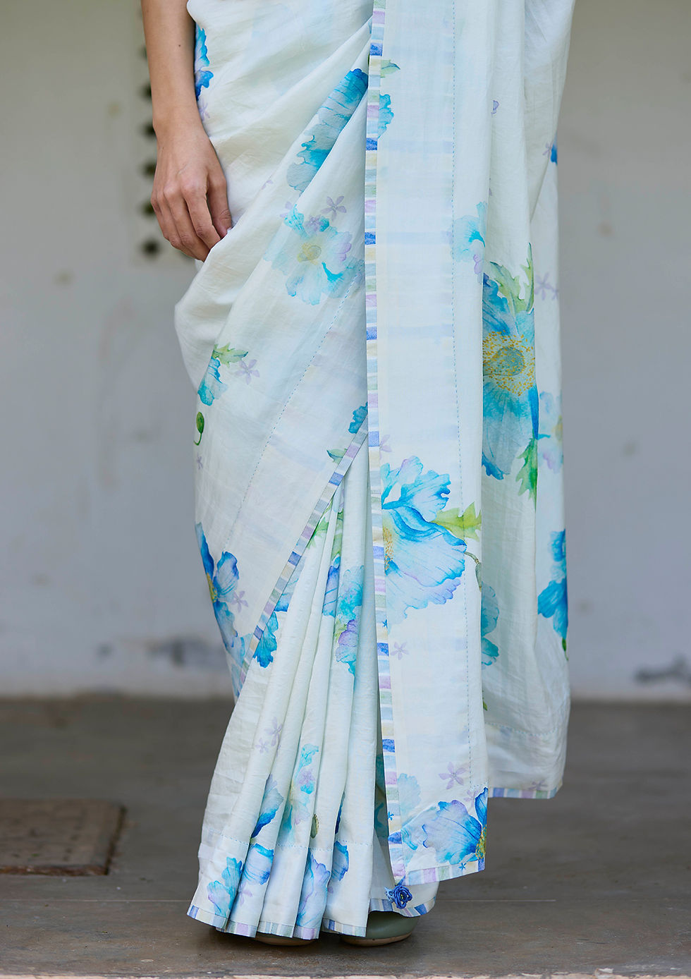 Thumbnail: Aura Poppy Saree - Ivory