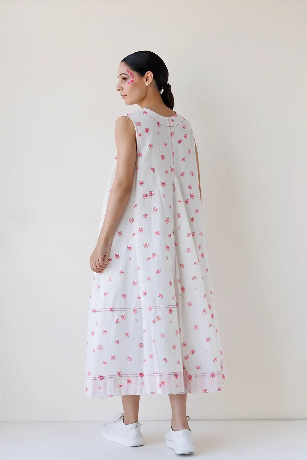 Thumbnail: White A- Line Pocket  Dress