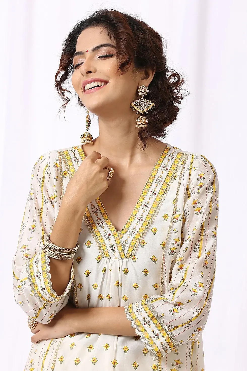 Thumbnail: White Base Chanderi Hand Block Printed ‘v’ Neck Kurta Set Of -2