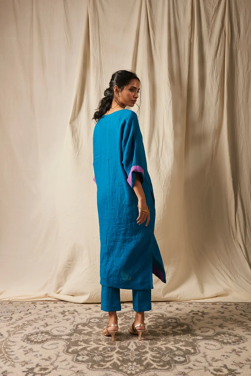 Thumbnail: Indus Linen Dolman Kurta Set