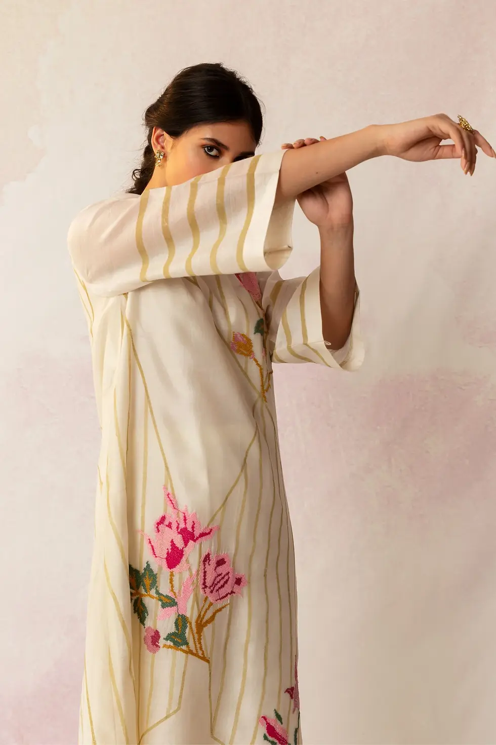 Thumbnail: Bahaar Ivory Grid Floral Kurta Set