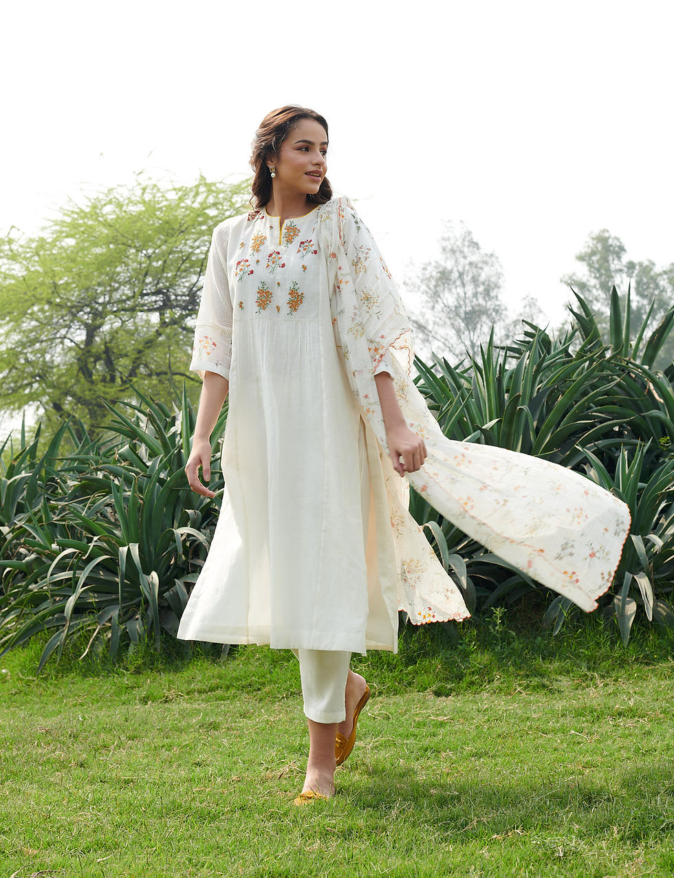 Thumbnail: The White Blossom Set