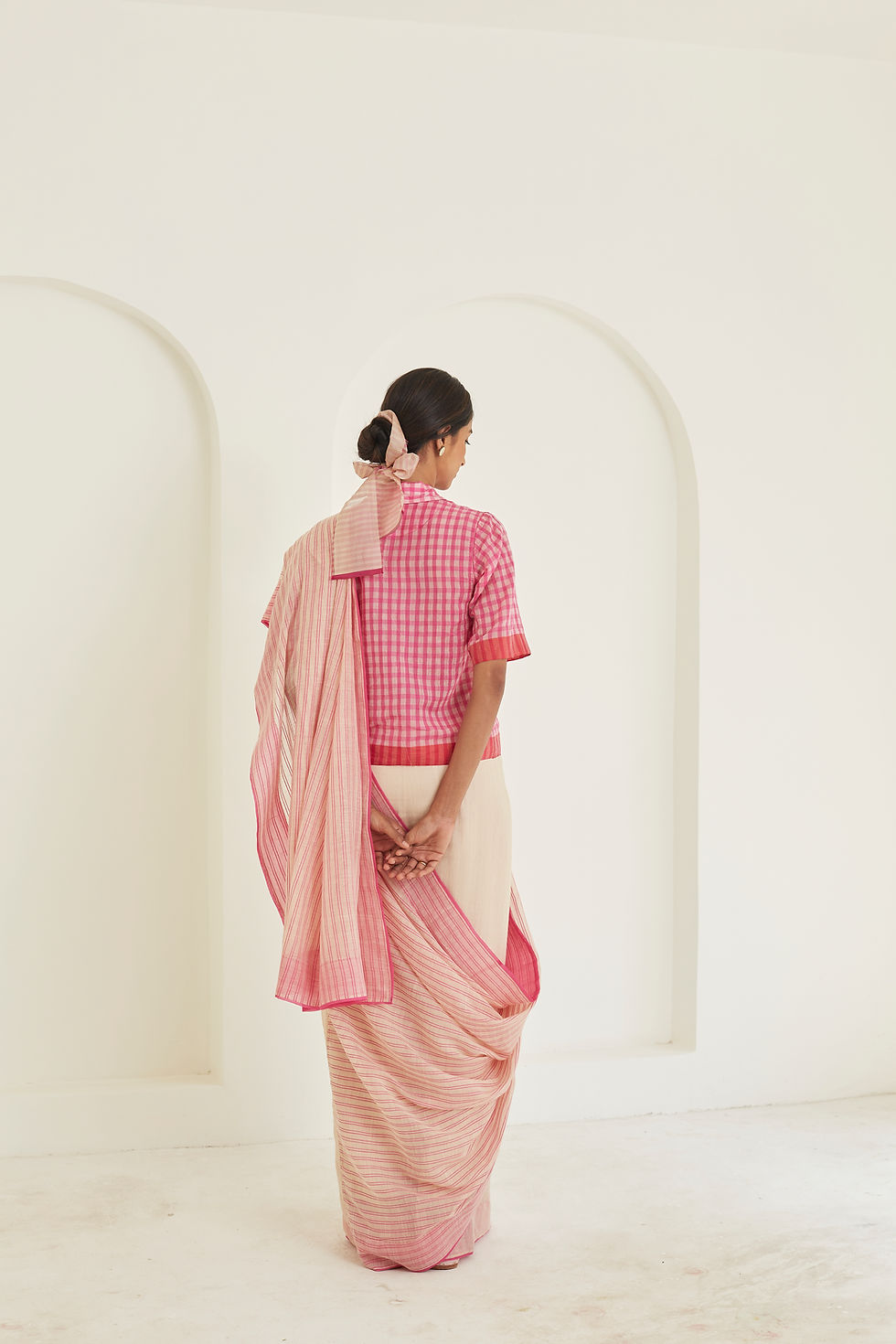Thumbnail: Nostalgia Pink Fine Silk Khadi  Saree