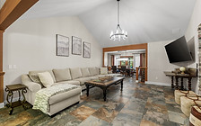 19-web-or-mls-Friar Tuck Grass Valley-19.jpg
