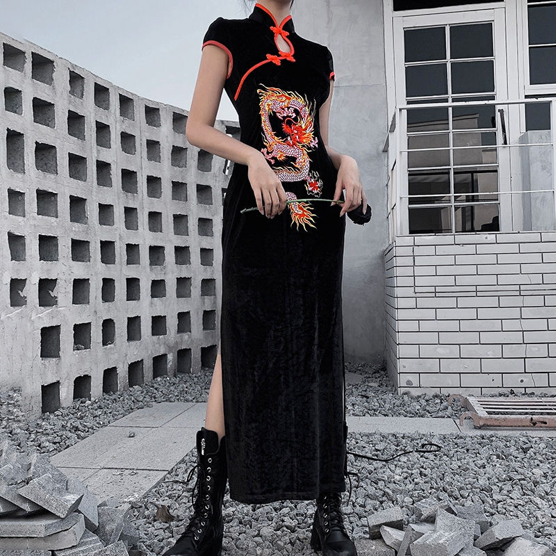 Thumbnail: Black Dragon Velvet Long Dress