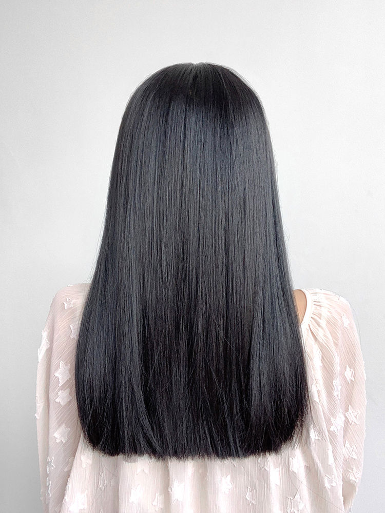 Thumbnail: Black medium black hair with bangs