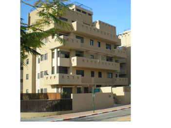 ביאליק הפלמח.JPG