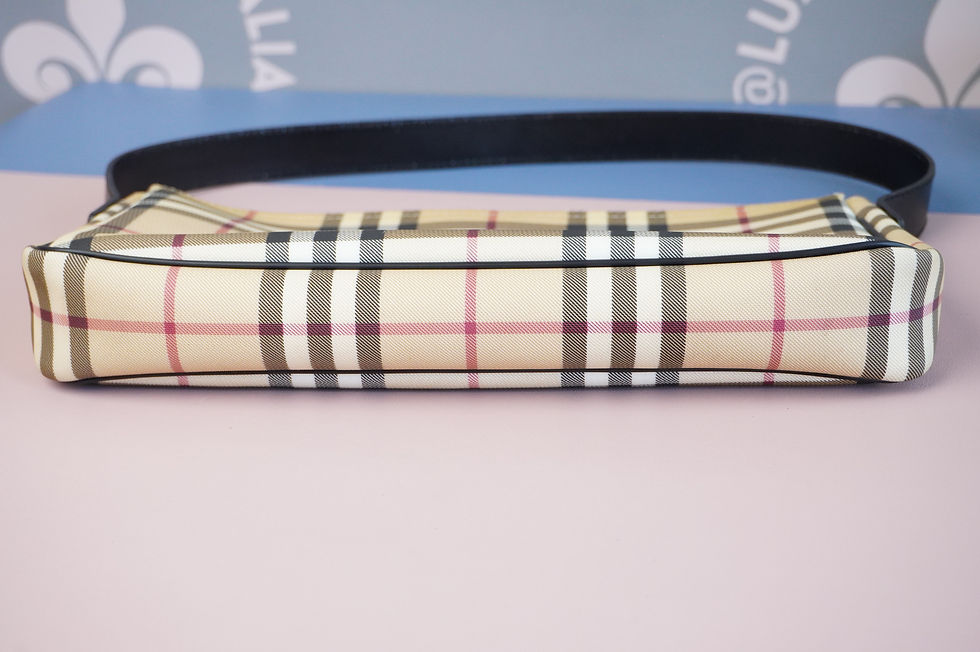 Miniatura: Preowned Authentic Burberry  House Check Pochette