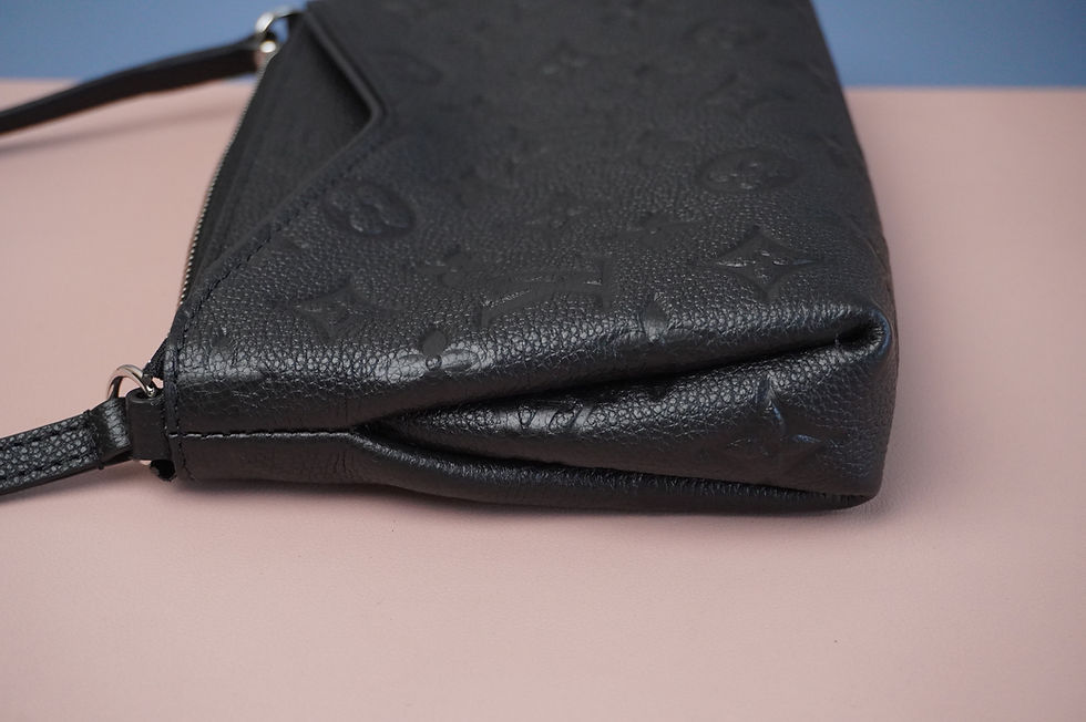 Miniatura: Preowned Authentic Louis Vuitton Pallas Pochette